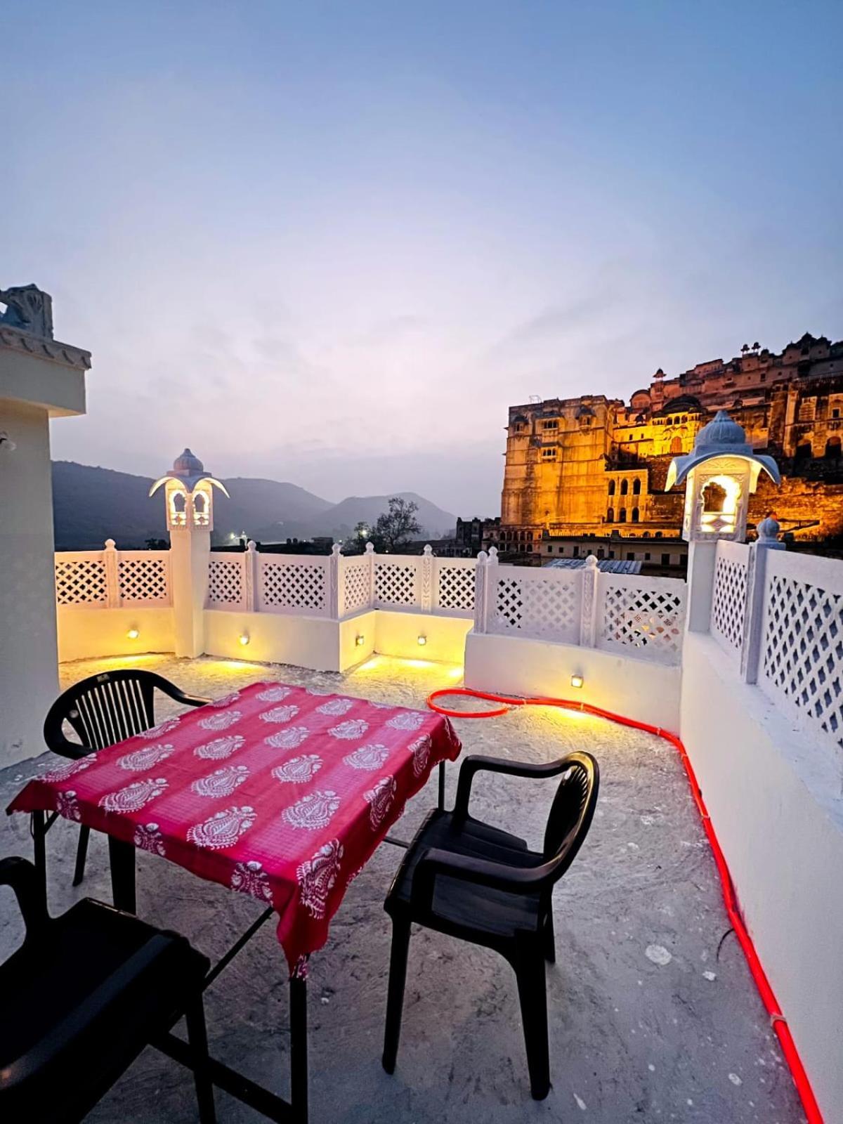 The Palace View Homestay & Restaurant Būndi المظهر الخارجي الصورة