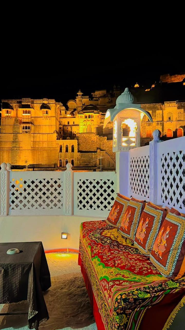 The Palace View Homestay & Restaurant Būndi المظهر الخارجي الصورة